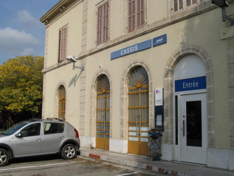 Cassis Train Station